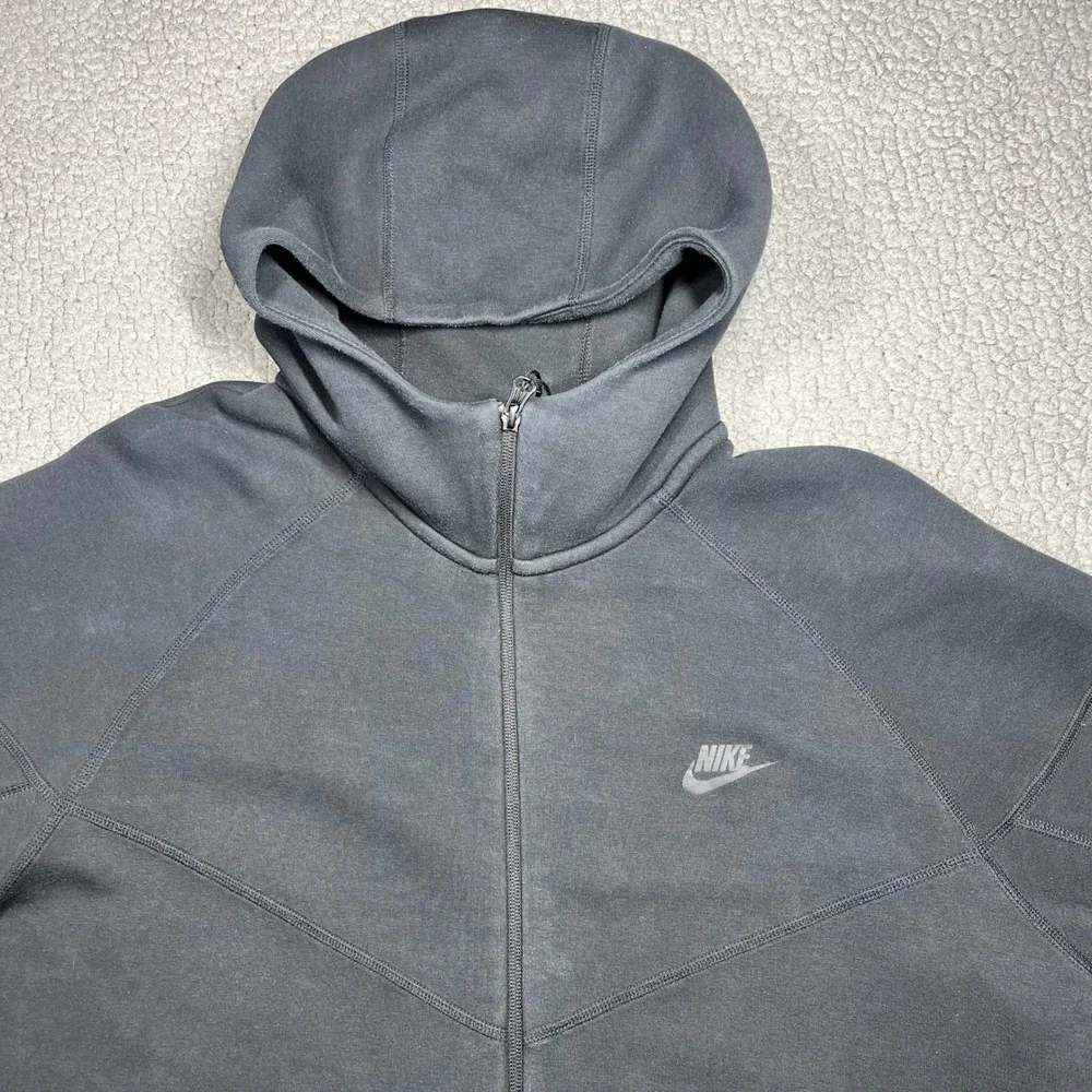 Nike tech fleece